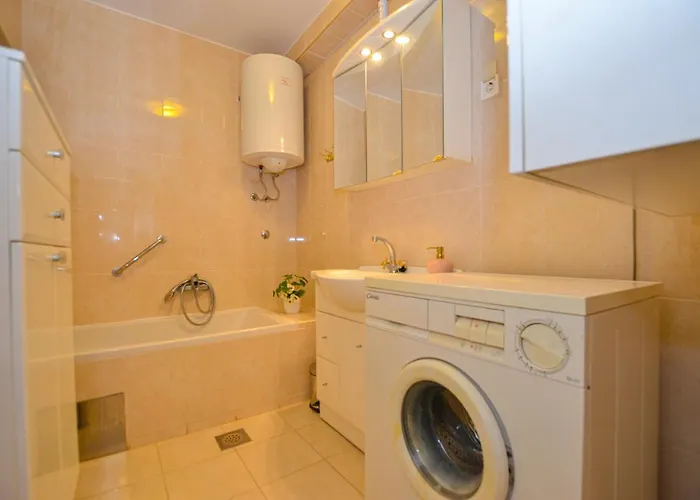 Lidia * Ρόβινι