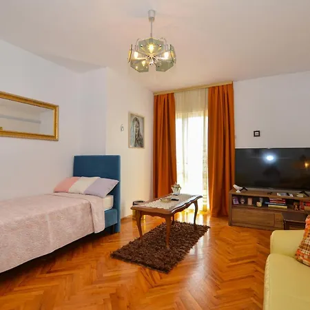 Lidia Apartment *