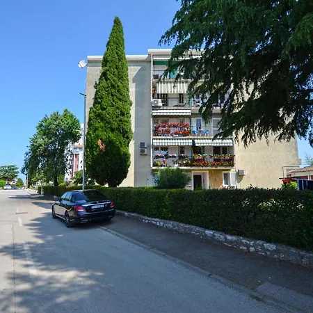 Apartment Lidia *
