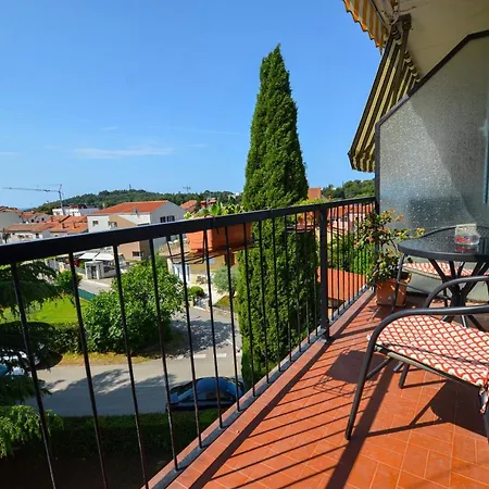 Apartment Lidia *