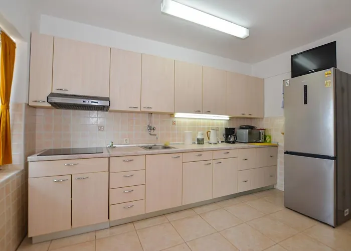 Apartament Lidia *