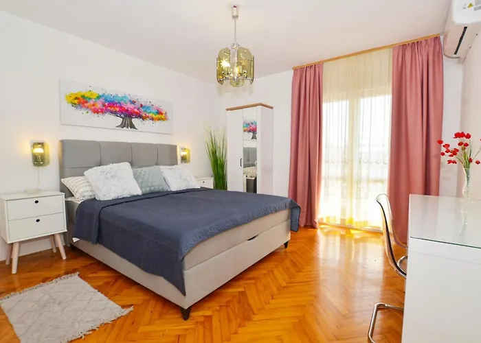 Lidia Apartment *