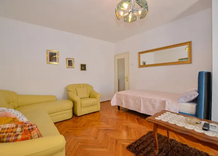Apartment Lidia