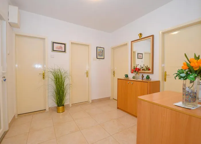 Lidia Apartment *